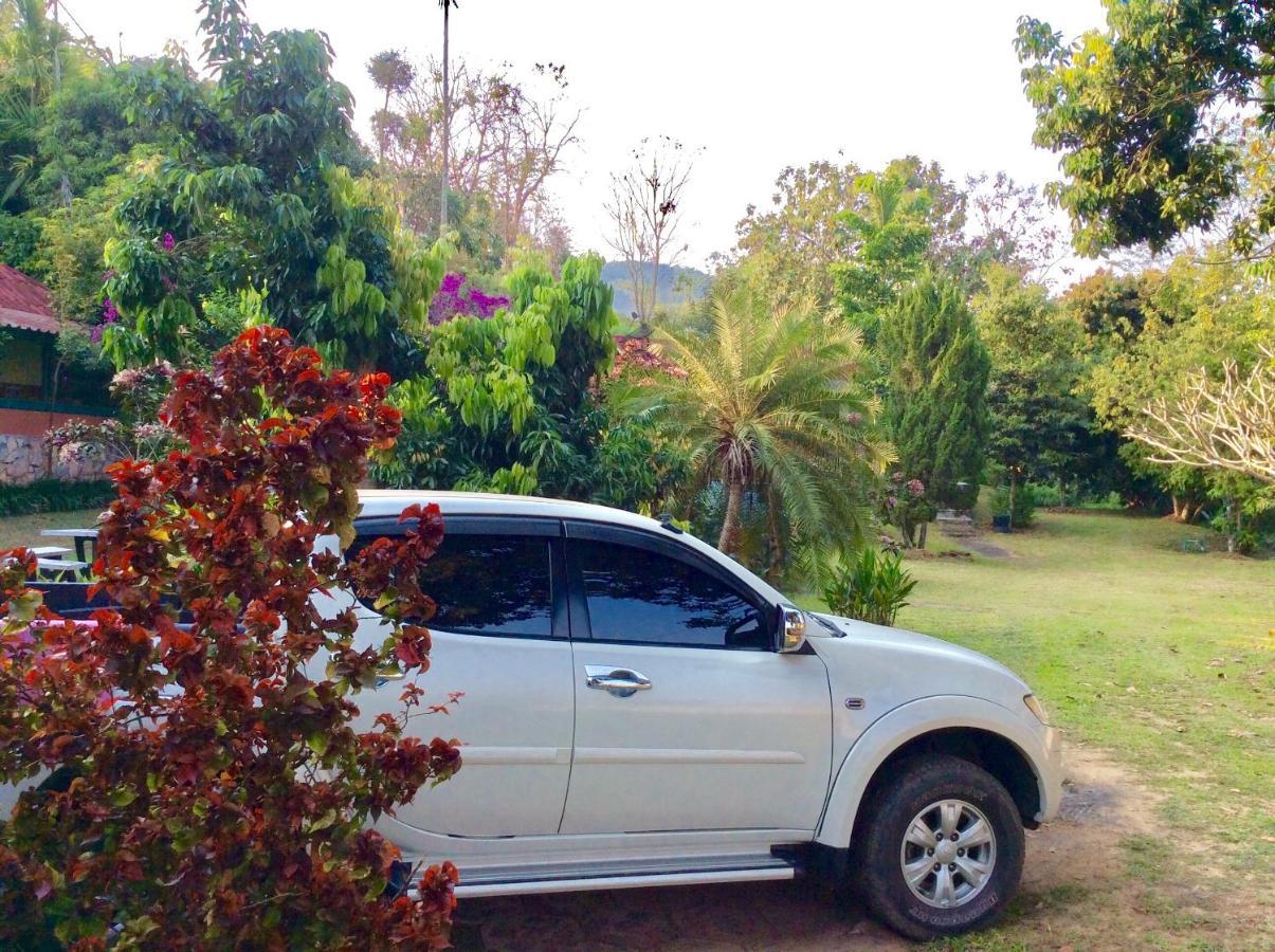 Baansuan Nanglae Hill Homestay Ban Bo Thong Exterior foto