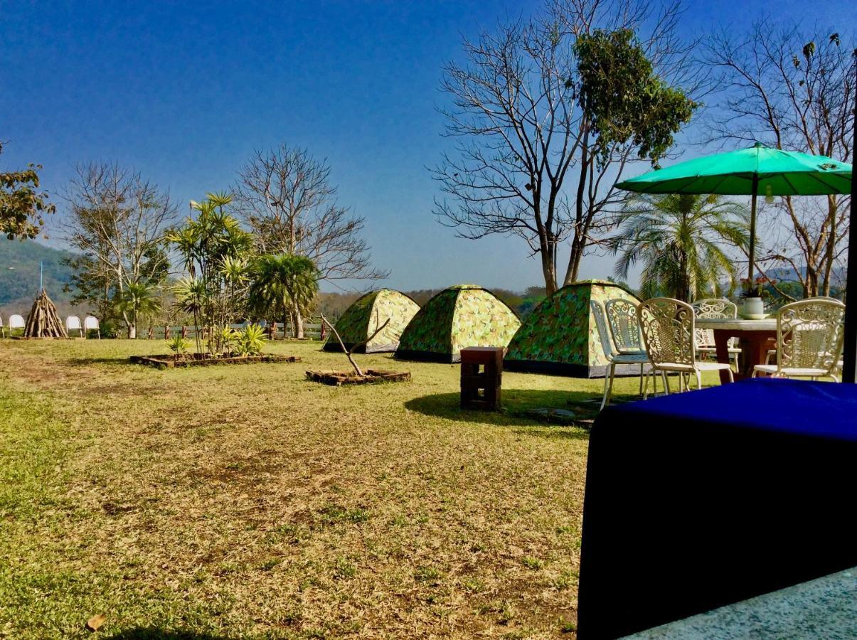 Baansuan Nanglae Hill Homestay Ban Bo Thong Exterior foto