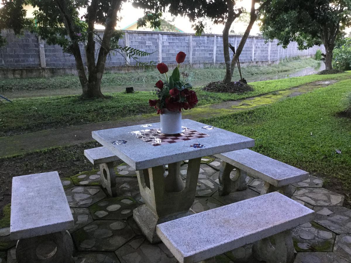 Baansuan Nanglae Hill Homestay Ban Bo Thong Exterior foto